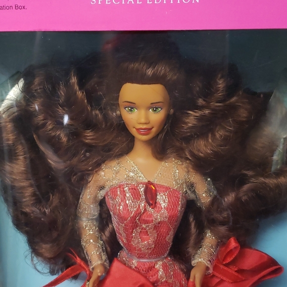 1992 Radiant in Red Barbie-Mattel Barbie Collector - Picture 2 of 5
